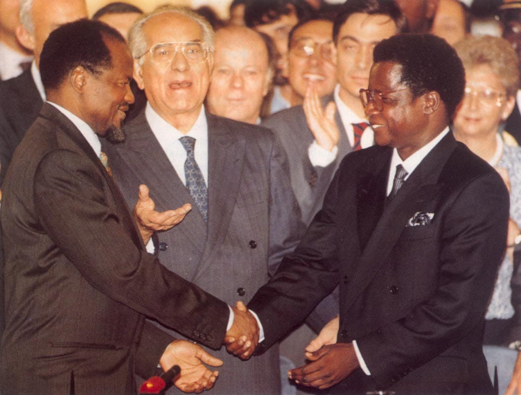 Acordo de Paz de Roma em Mocambique